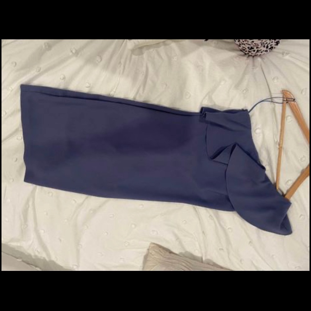 One shoulder bodycom dress